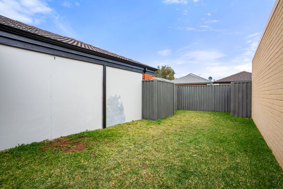 5 ANGERTON MEWS, Baldivis