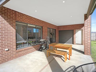 5 Dardinal Lane, Warrnambool