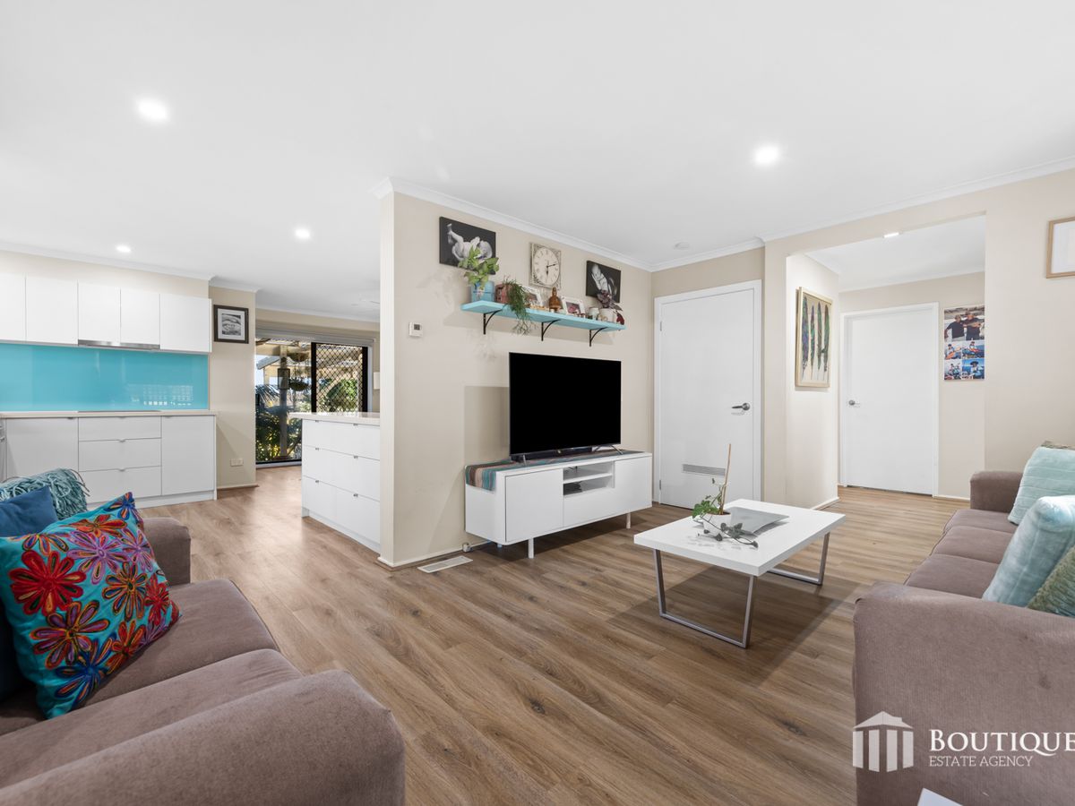 11 Briar Hurst Avenue, Dandenong North