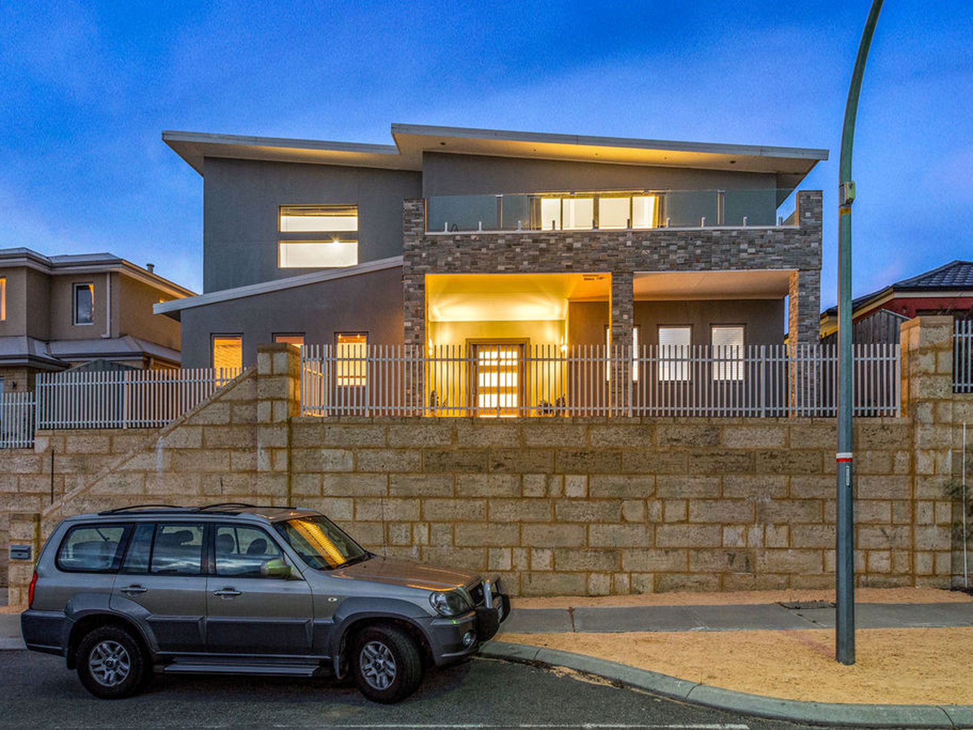 16 Tinsel Street, Yanchep