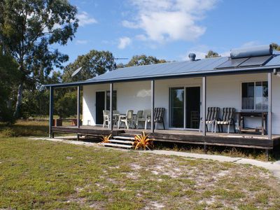 1 Whale Court, Woodgate