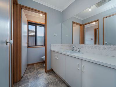 31 Newlyn Drive, Craigieburn