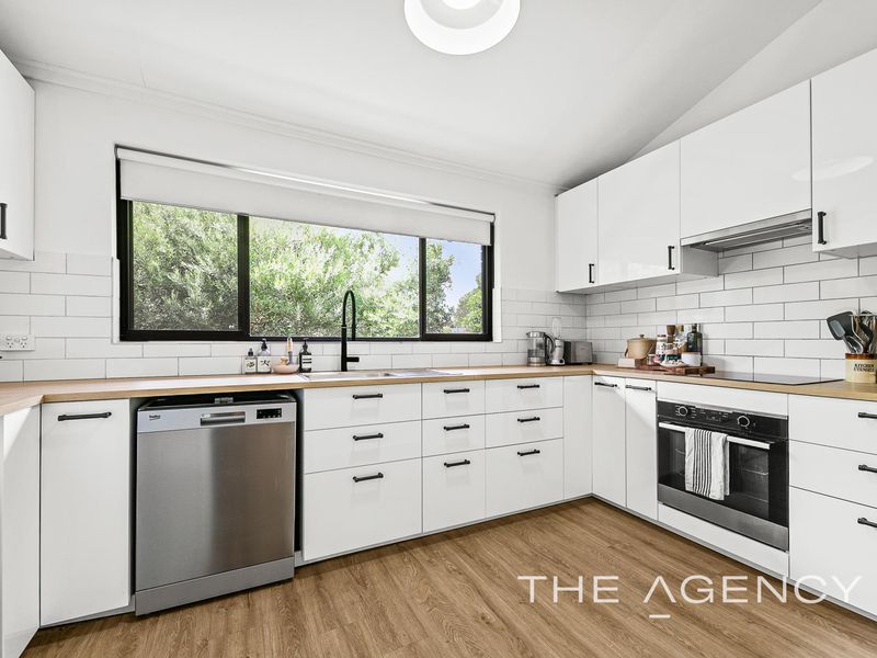 1 / 28 Allerton Way, Booragoon