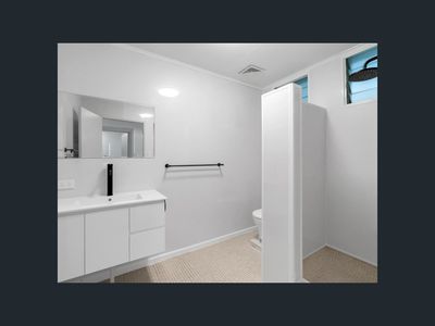 21 York Street, Whitfield