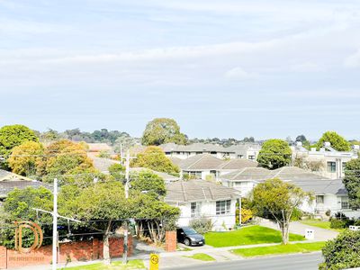 303 / 373 Burwood Highway, Burwood