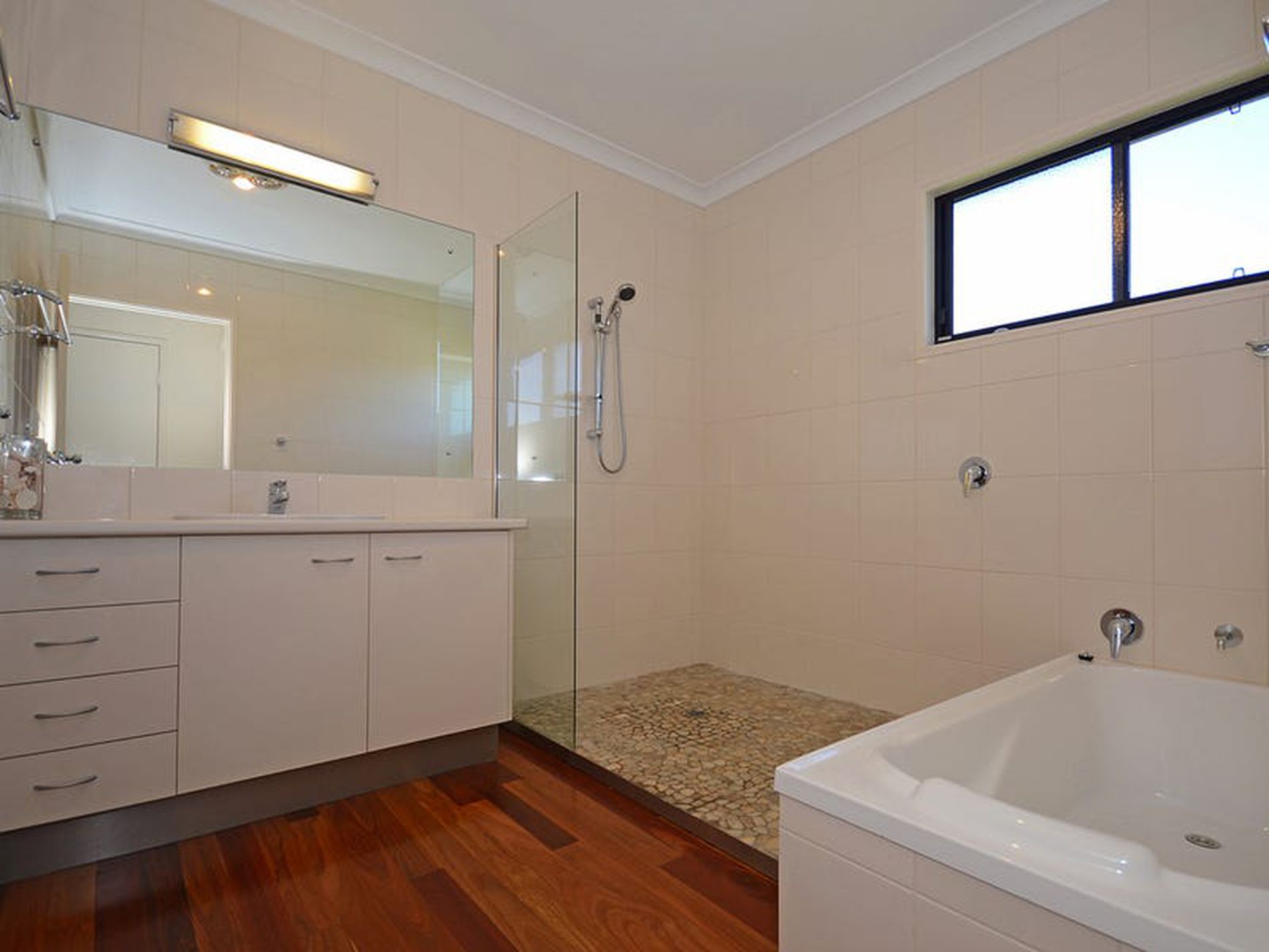 1 Burrumba Dr, Buxton