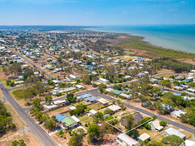 11 Gail Street, River Heads