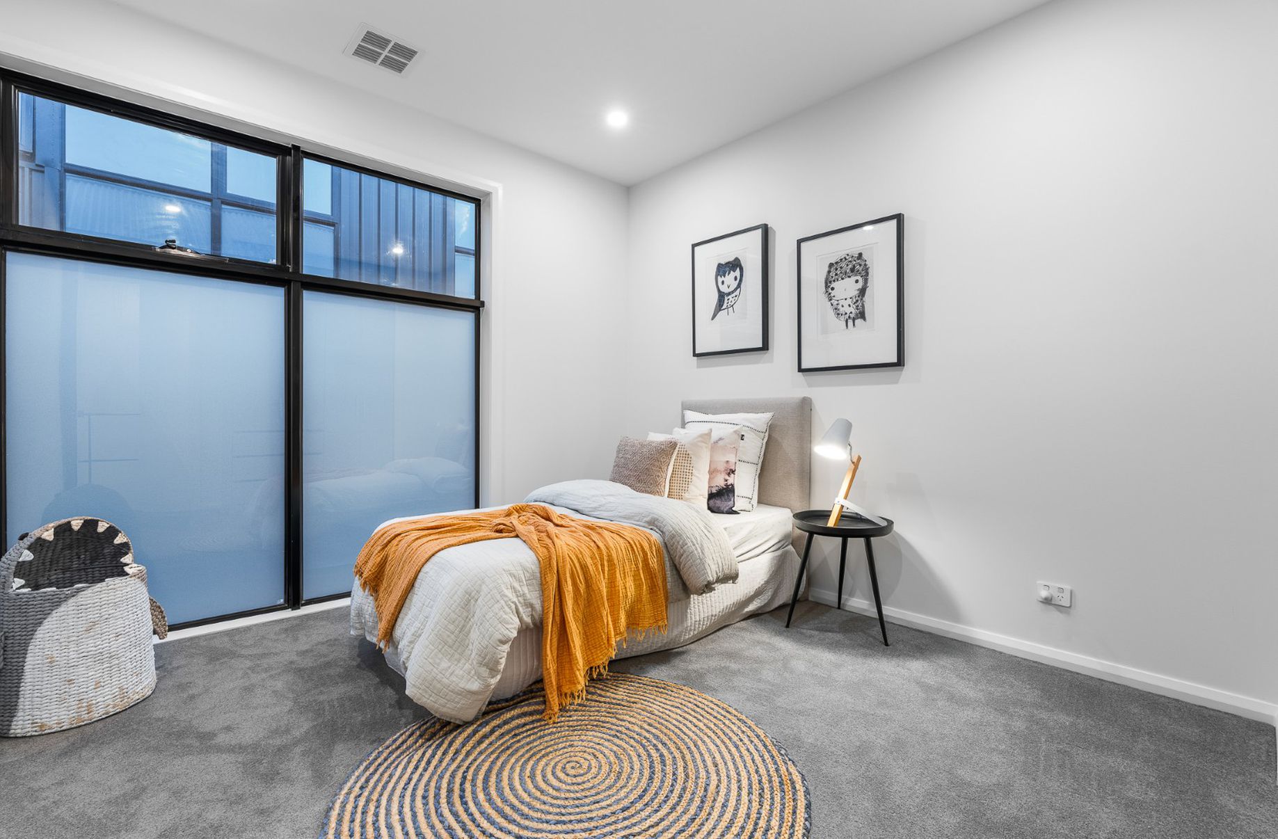 2 / 142-144 Warrigal Road, Camberwell
