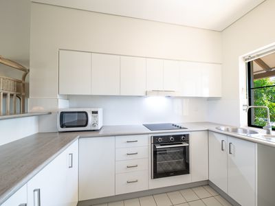 1433 / 41 Kunapipi Road, Laguna Quays
