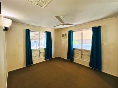 12 Fraser Street, Moranbah