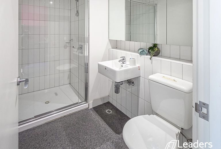 310 / 141 WAVERLEY ROAD, Malvern East