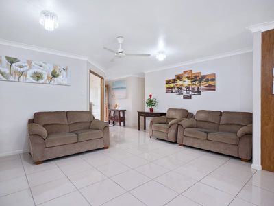 2 Sandys Pl, Kawana