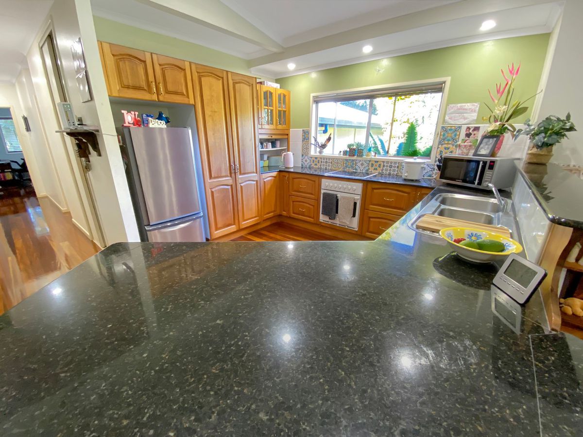 31 Mountain View Drive, Atherton