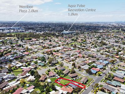 2/14 Harrier Street, Werribee