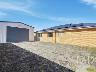 82 Menin Drive, Brighton