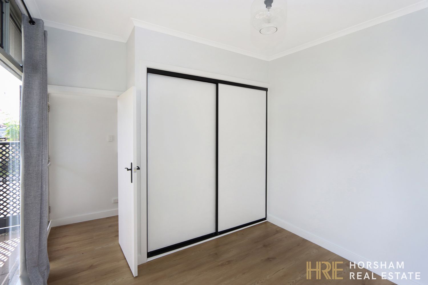 3 / 8 Rennison Street, Horsham
