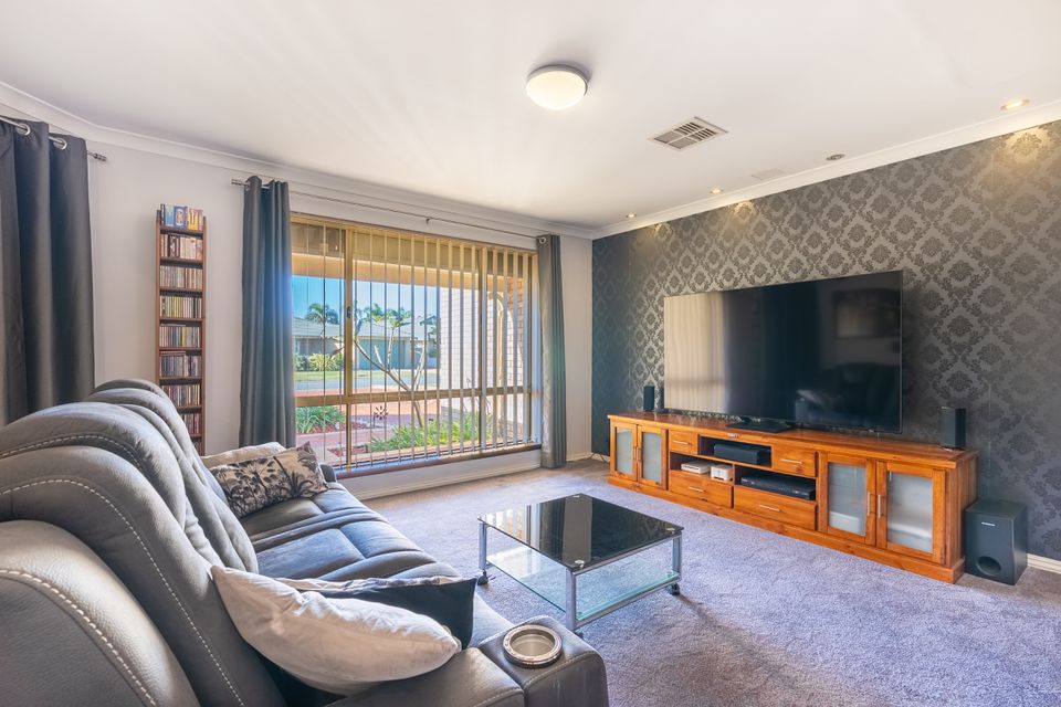 11 Keel Cove, Waikiki