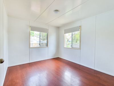 13 Kianga, Barney Point