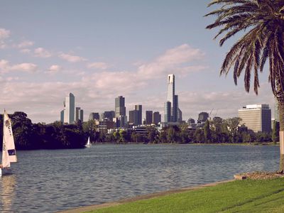 Melbourne's best located tranquil oasis