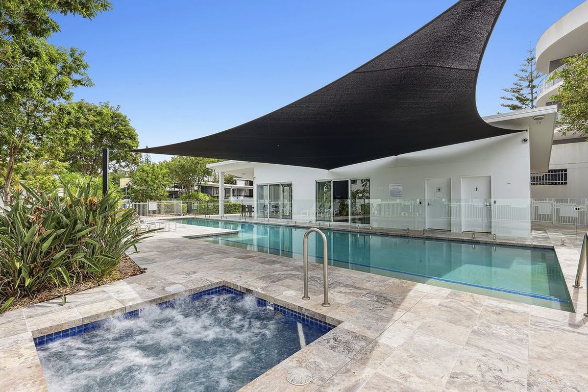 13 / 98 University Drive, Varsity Lakes