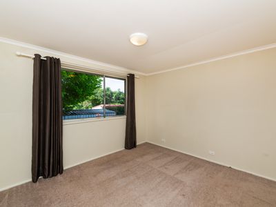 9 Tebbutt Place, Charnwood