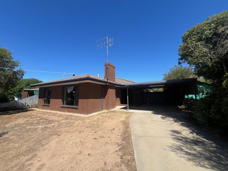 27 Paisley Crescent, Mooroopna