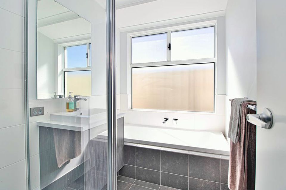 11 Winderie Road , Golden Bay