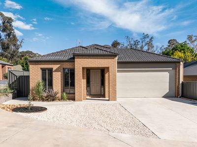 2 / 5710 Calder Highway, Kangaroo Flat