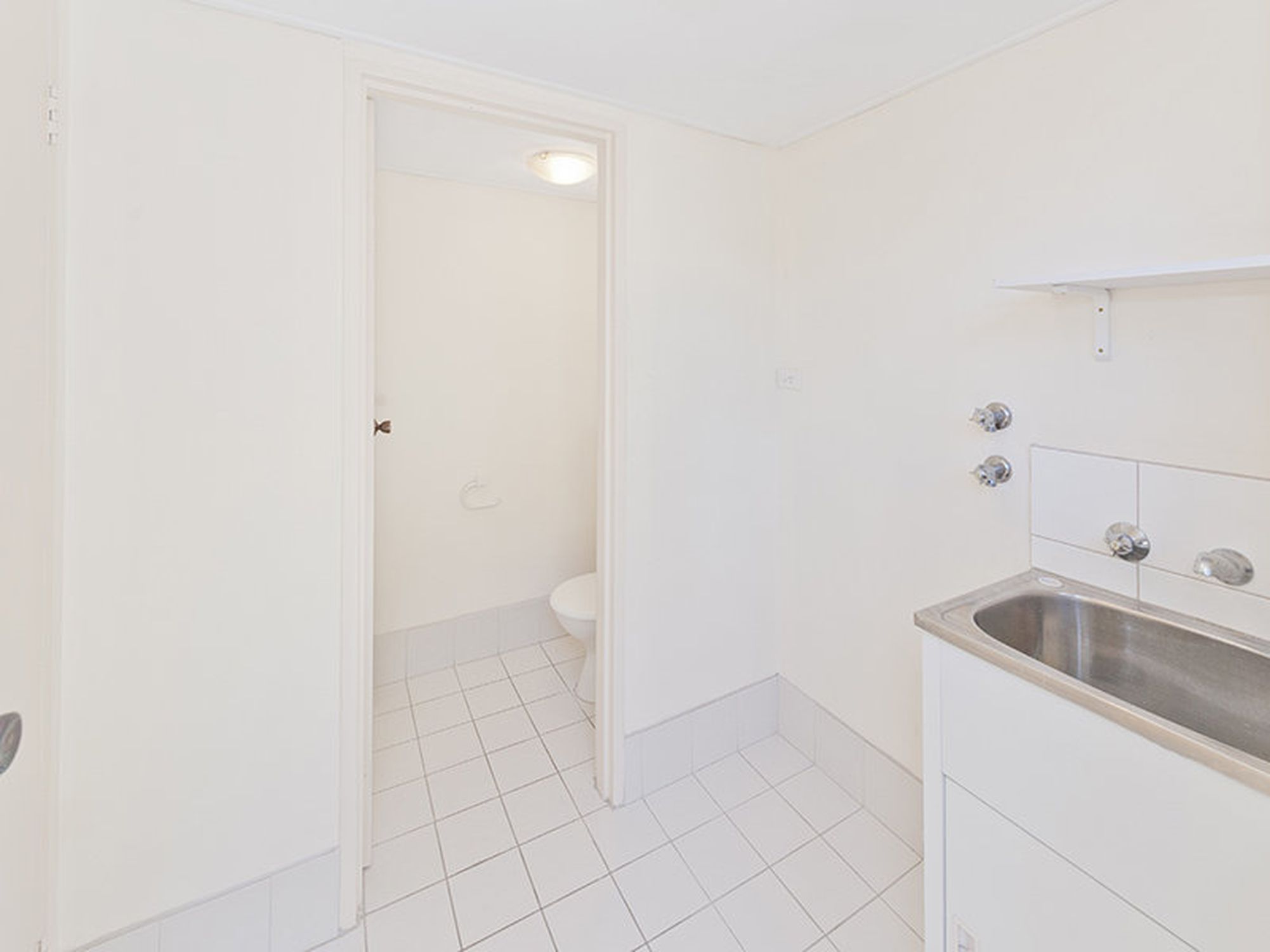 3 / 4 Chapel Street, Plympton