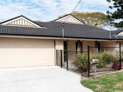 5 Bridge Street, North Booval