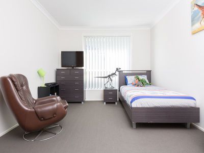 34 Flemmings Crescent, Horsley