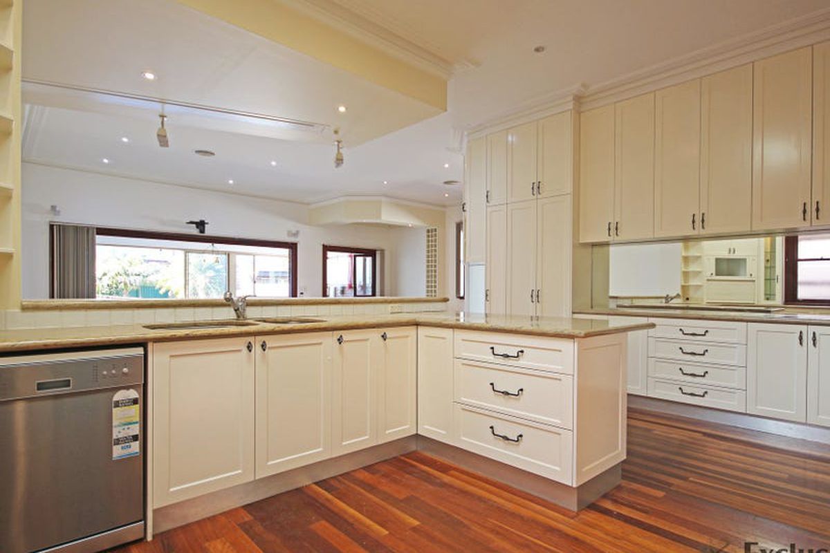 11 Frederick Street, Concord