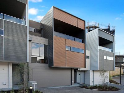 2 / 14 Horizon Drive, Maribyrnong