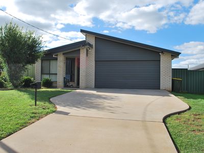 57 Catherine Drive, Dubbo