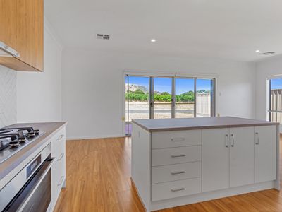 11 / 55 The Vines Drive, Normanville