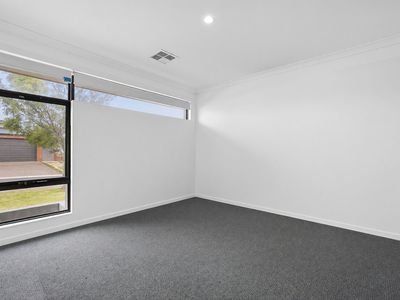 34 Gallon Way, Byford