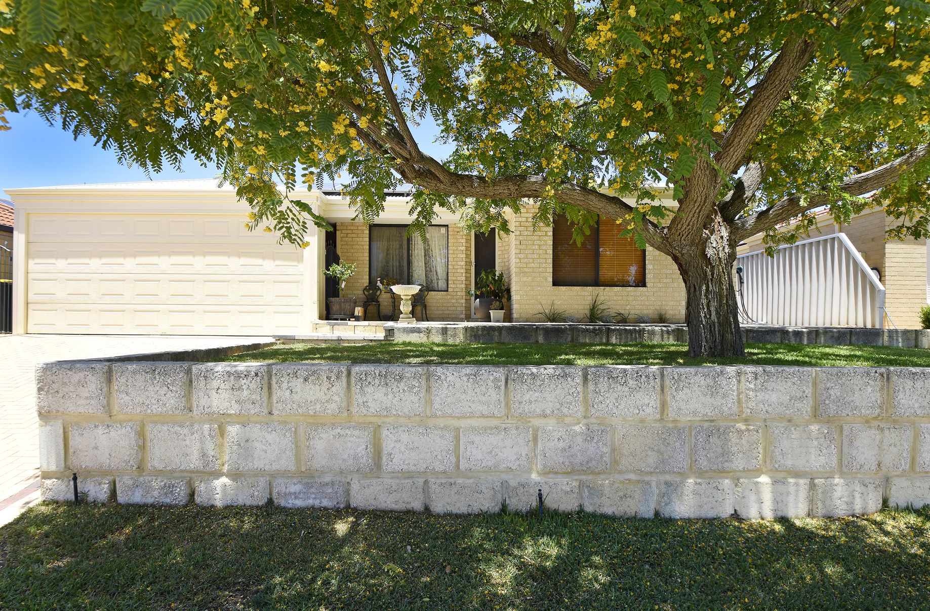 11 SYME ROAD, Alexander Heights GEST Real Estate