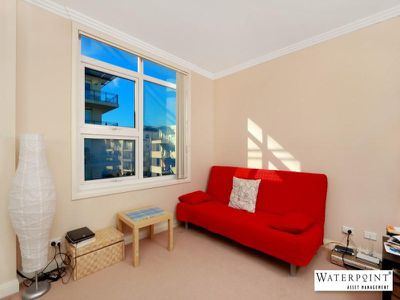 13 / 3 Bay Drive, Meadowbank