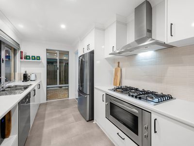 7 Jefferson Way, Piara Waters