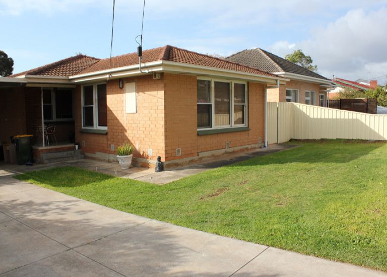 3 Bay Street, Seacombe Gardens