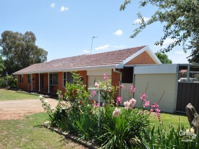 8 Blaxland Street, Dubbo