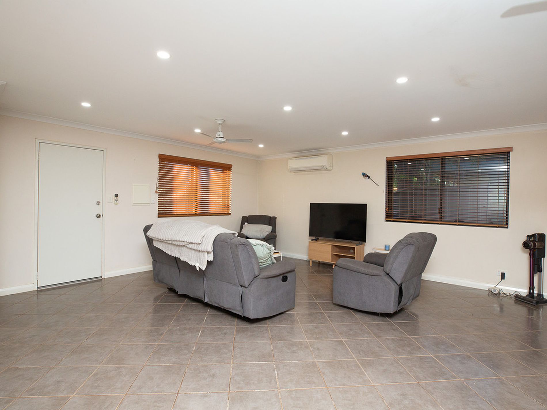 18D Somerset Crescent, South Hedland