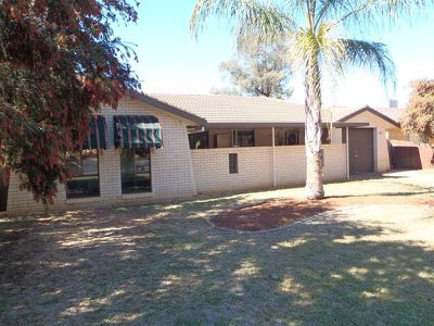 114 Baird Drive, Dubbo