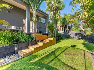 20 Admirals Court Drive, Greenhithe