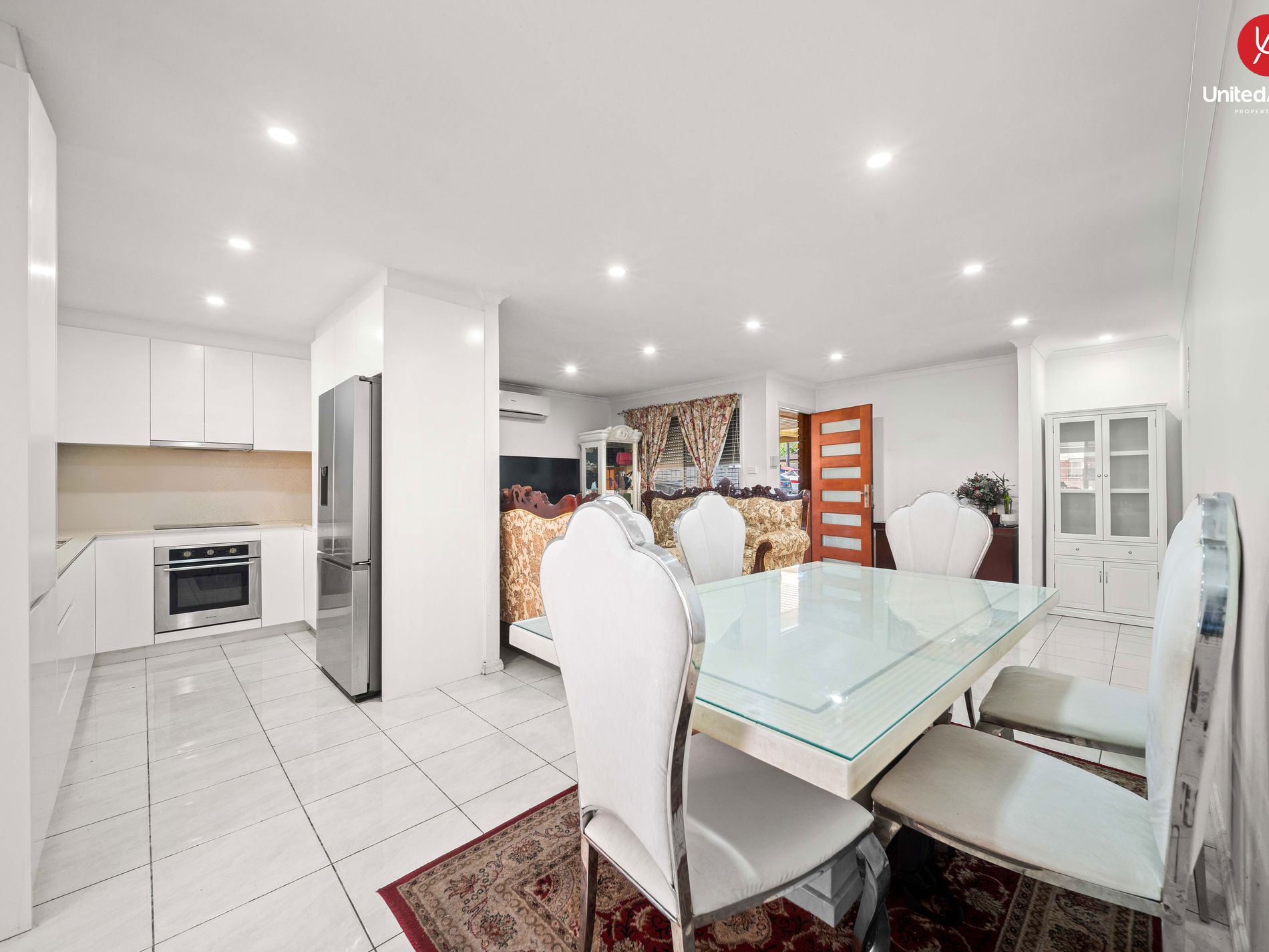 2 / 2 Markovina Street, Edensor Park
