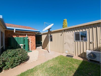 2 Garnet Street, Dubbo