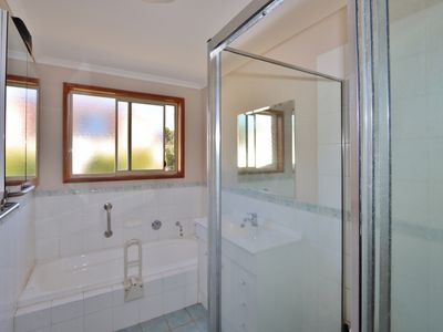 12 Blue Marlin Court, Eden
