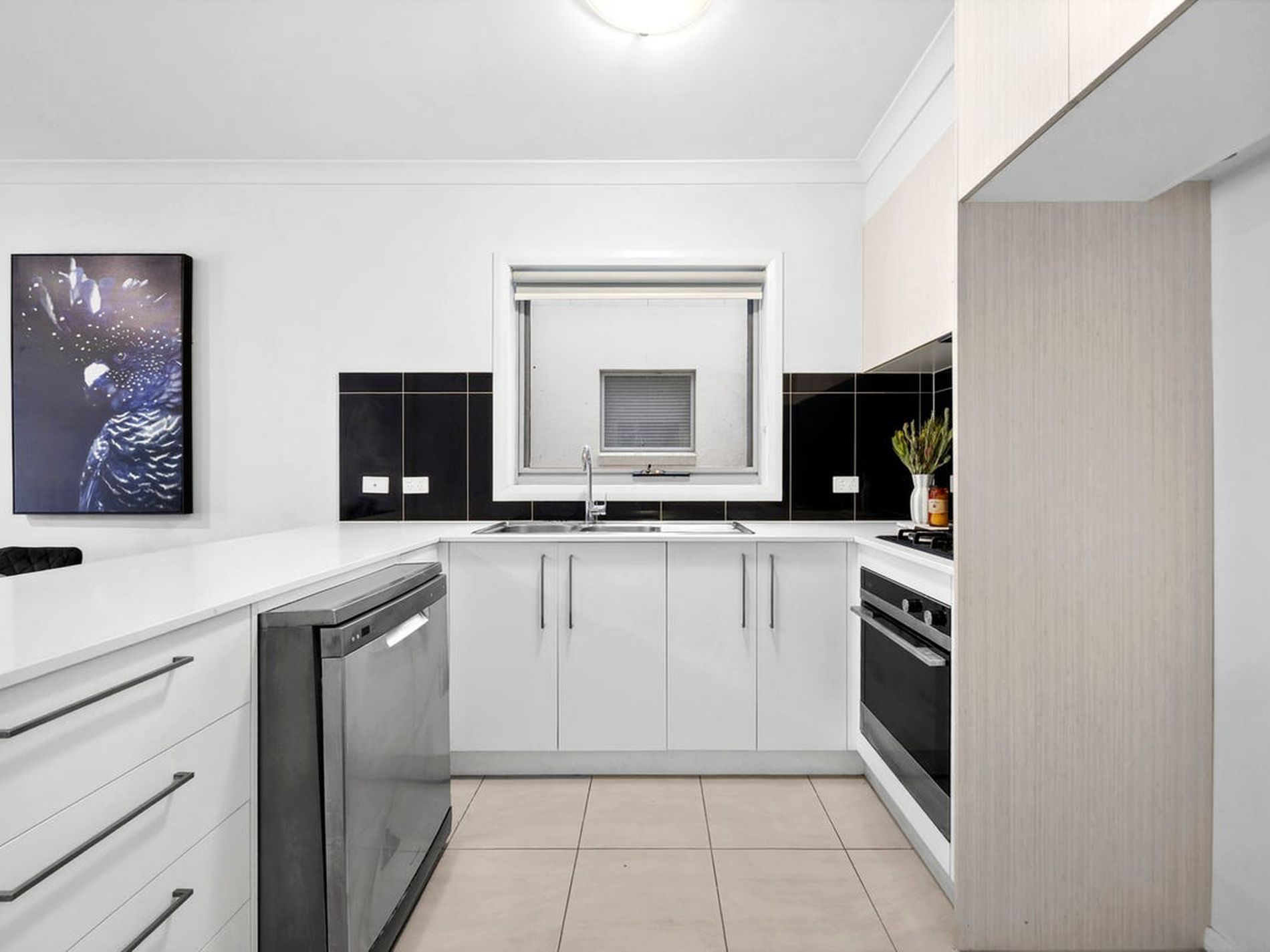 140 / 142 Mapleton Avenue, Harrison
