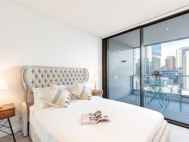 1601 / 83 Harbour Street, Haymarket