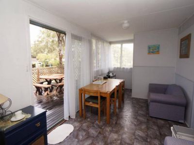 30 Mermaid Avenue, Hawks Nest